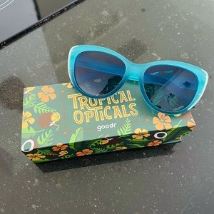 NWT Goodr Adios Motha Flocka Sunglasses